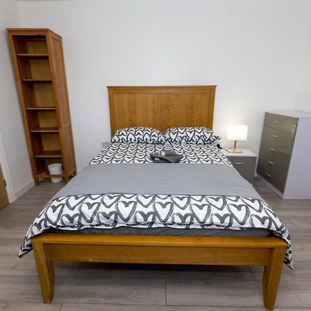 Comfortable Stay In Shirley, Solihull - Room-2 Exterior photo