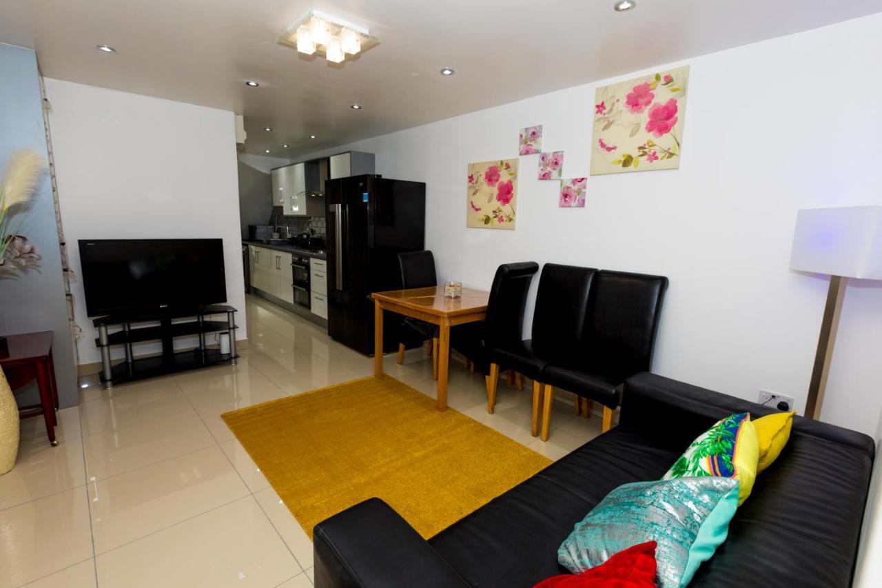 Comfortable Stay In Shirley, Solihull - Room-2 Exterior photo