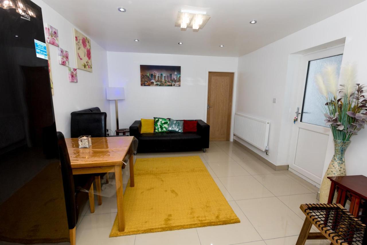 Comfortable Stay In Shirley, Solihull - Room-2 Exterior photo